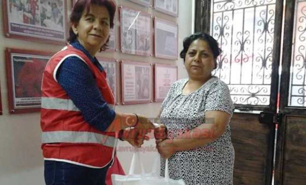 Kızılay'dan İhtiyaç Sahiplerine Yardım