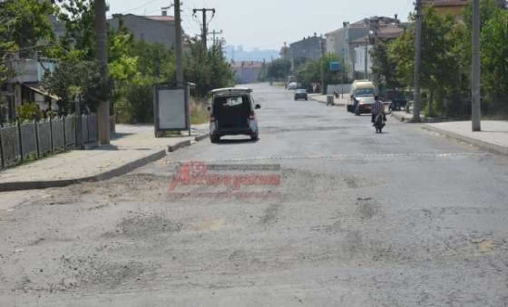 Ergene'de Yollar Akıllara Zarar