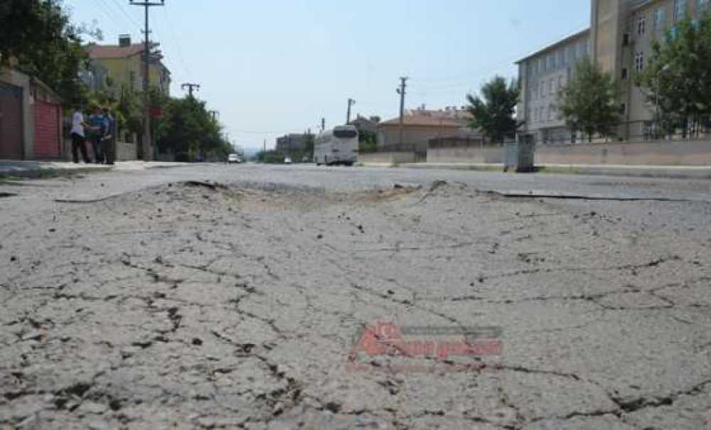 Ergene'de Yollar Akıllara Zarar