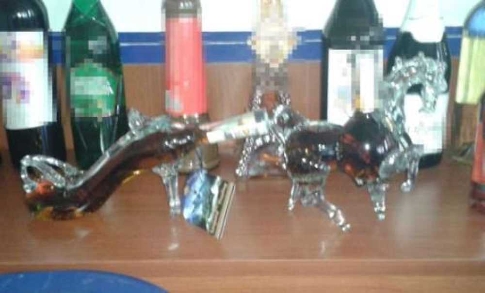 Çorlu Kom Ekipleri Kaçak İçki Ele Geçirdi