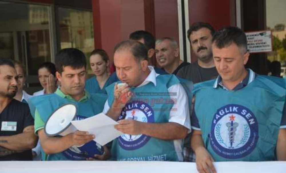 Sağlık Çalışanlarından Çorlu Devlet Hastanesi Önünde Açıklama