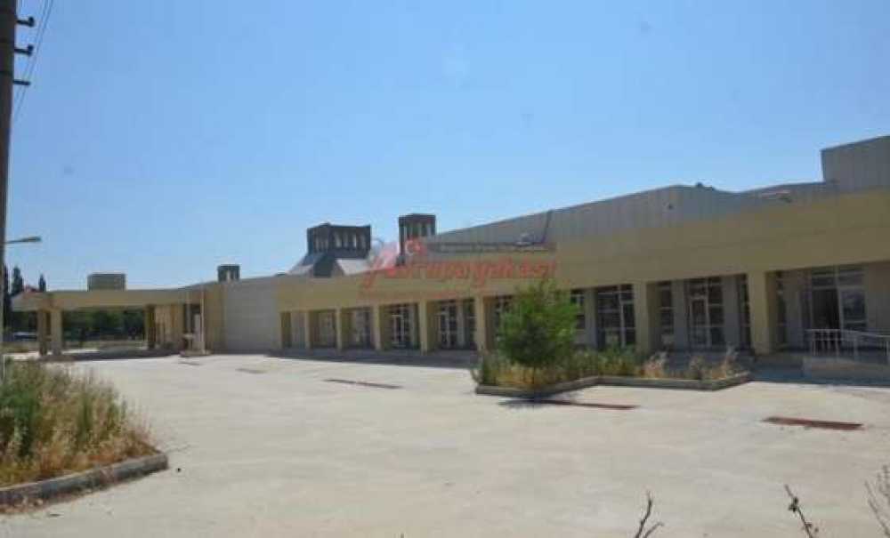 Kimler Geldi Kimler Geçti