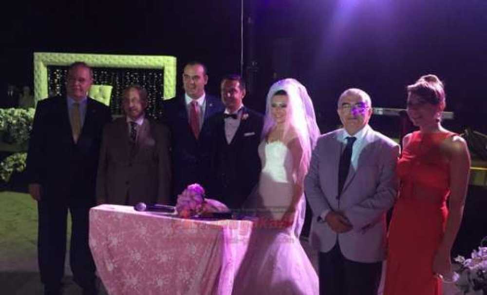 Arıcı Ve Atamer Ailelerinin Mutlu Günü