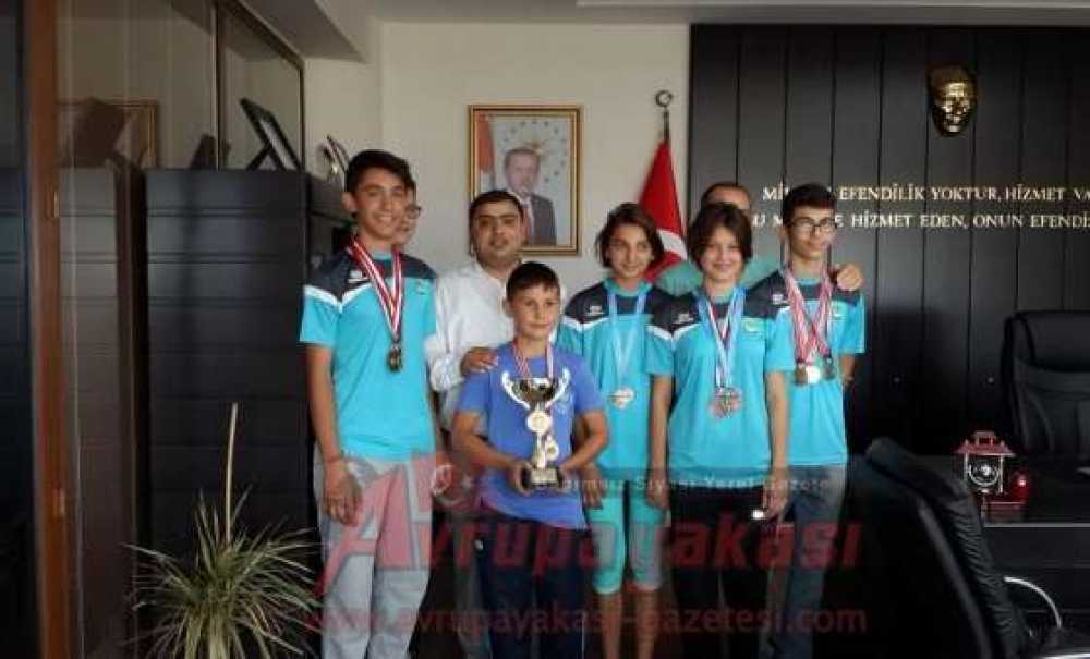 Türkiye Şampiyonlarından Kaymakam Kızıltoprak'a Ziyaret