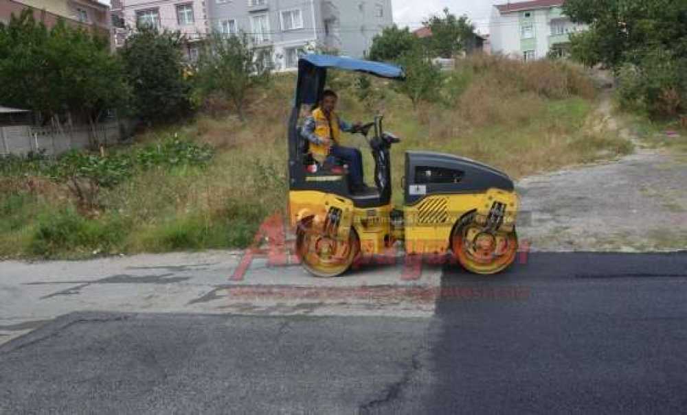 Çorlu Belediyesi Bozuk Yolları Asfaltlıyor