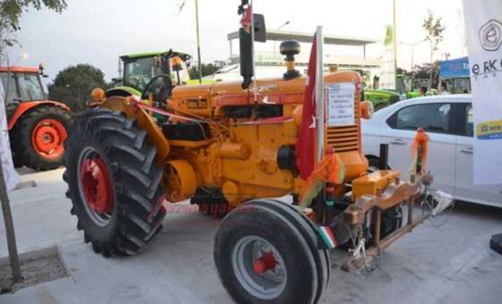 22 Ayar Altından Traktör