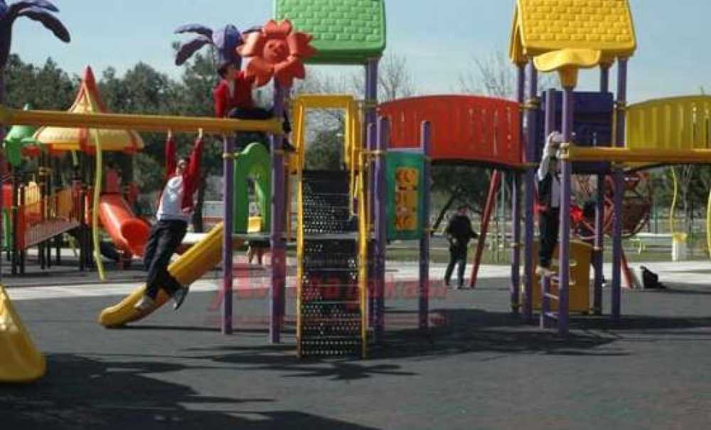 Son Cemre Düştü Parklar Doldu Taştı