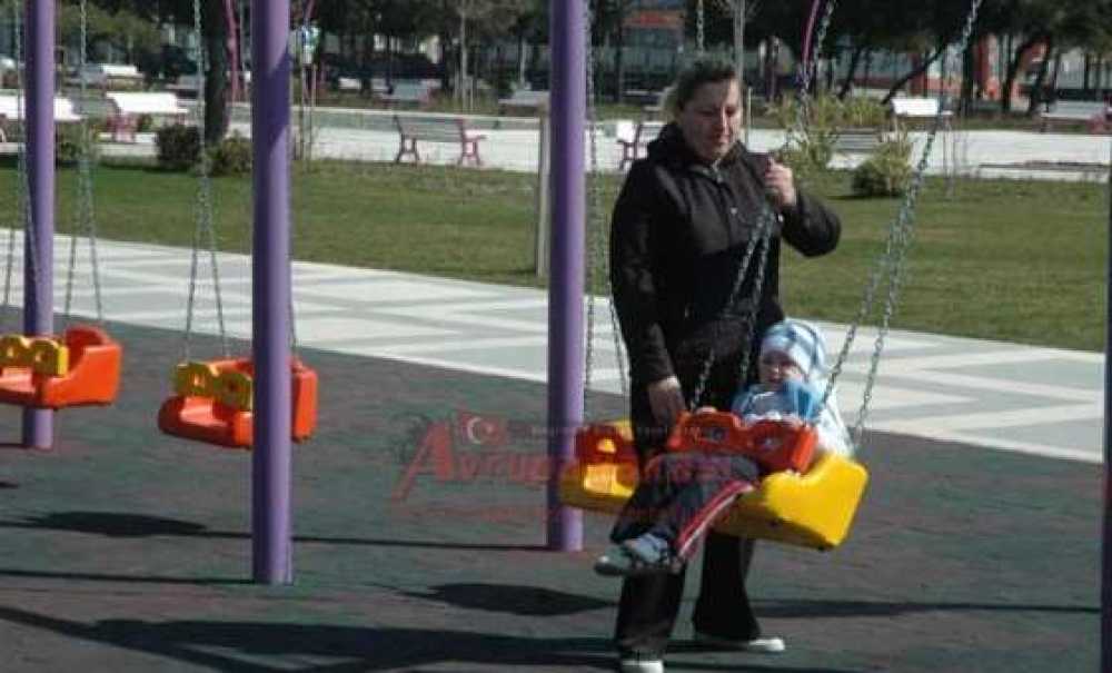 Son Cemre Düştü Parklar Doldu Taştı