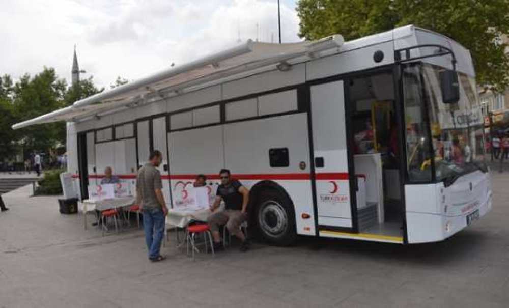 Kızılay Gönüllü Bağışçılar Arıyor