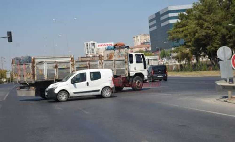 Bunları Kimse Görmüyor Mu?