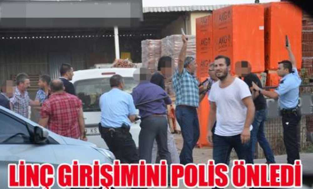 Linç Girişimde Polis Silah Çekip Zanlıyı Kurtardı (Görüntülü Haber)