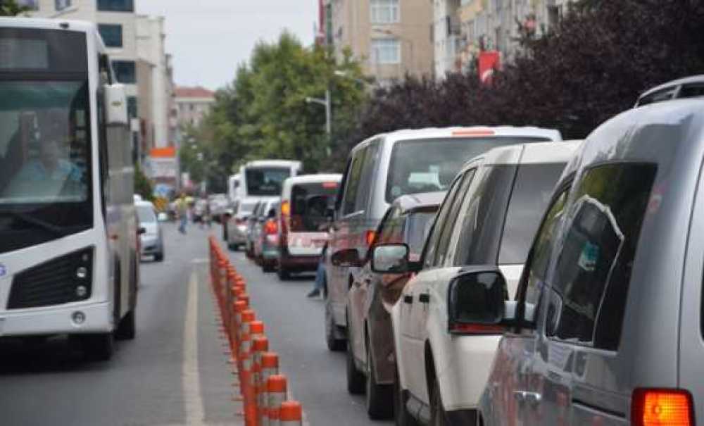 Trafik Yıldırıyor, Çıldırtıyor, Bıktırıyor