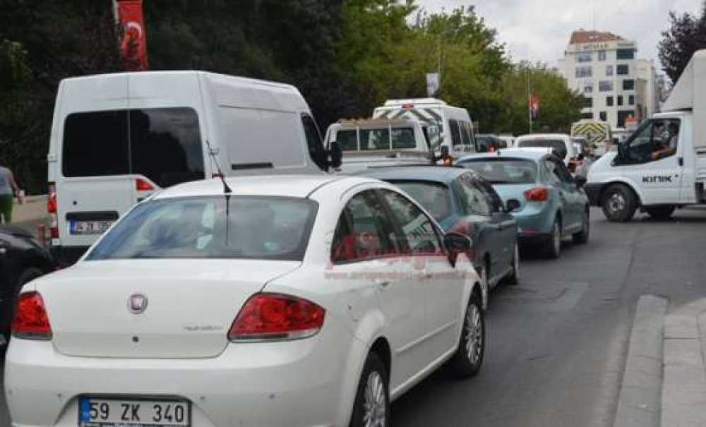 Trafik Yıldırıyor, Çıldırtıyor, Bıktırıyor