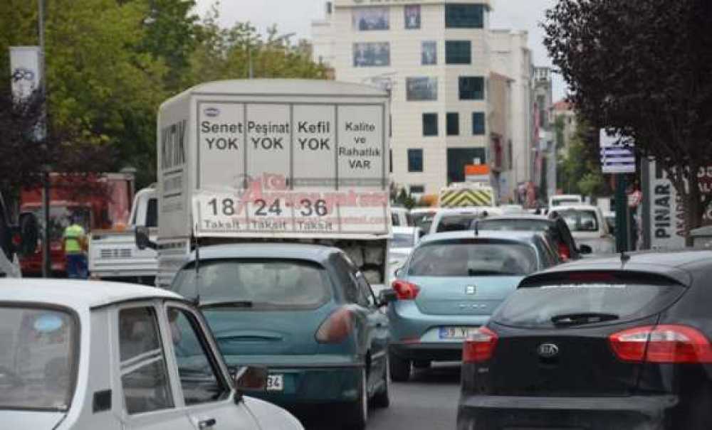 Trafik Yıldırıyor, Çıldırtıyor, Bıktırıyor