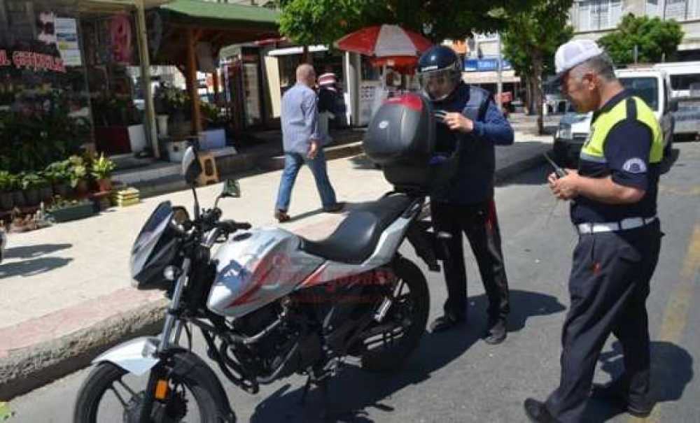 Trafik Polisleri Uygulamaları Sıklaştırdı