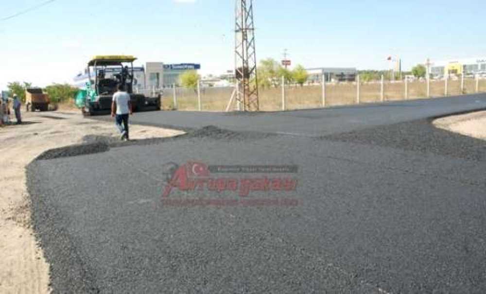 Çorlu`da Asfaltlama Çalışmaları Sürüyor