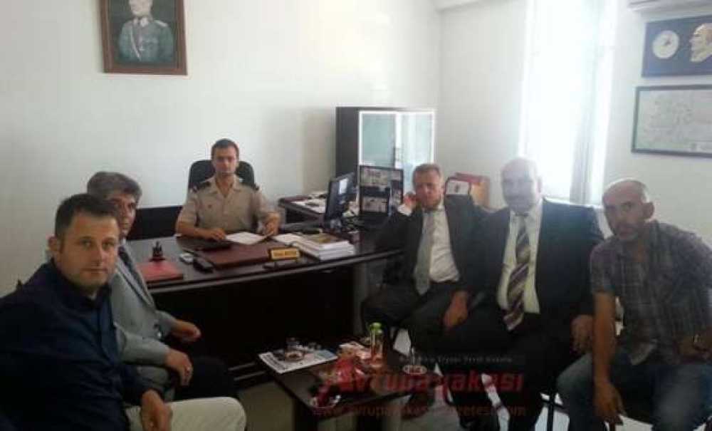 Sendikacılar Askere Alınmak İçin Dilekçe Verdi