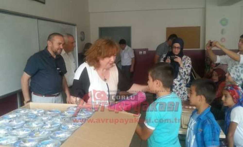 Yaz Kurslarının Plaket Töreni Yapıldı