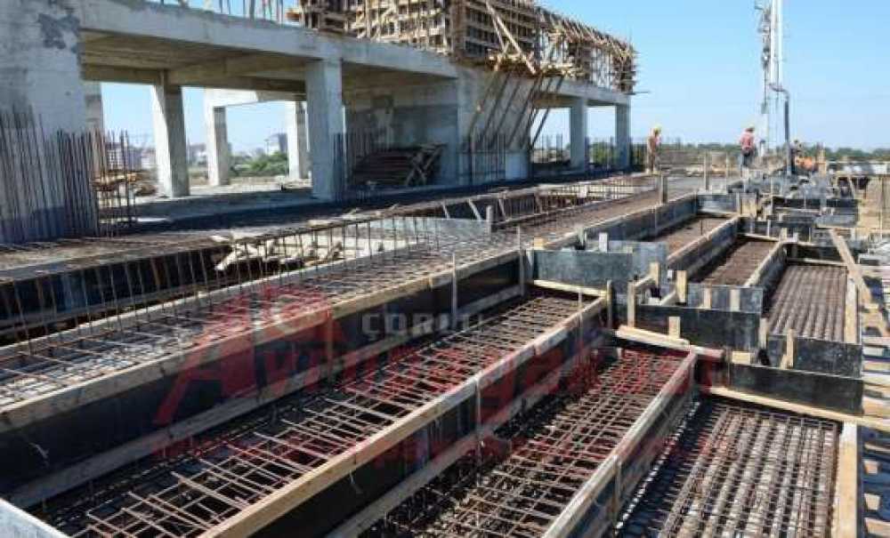 Kapalı Yüzme Havuzu İnşaatının Yapımı Sürüyor