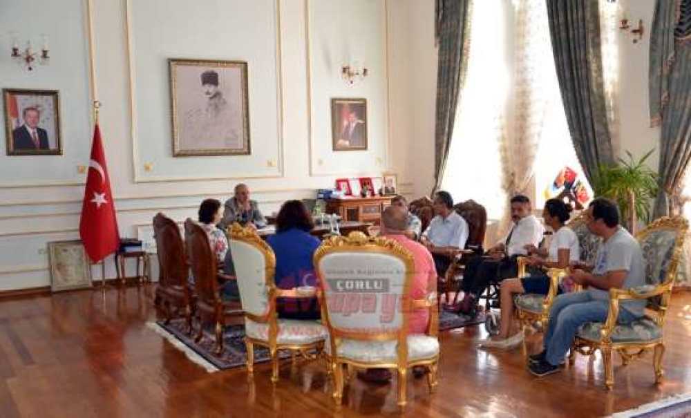 Sakatlar Derneği Çorlu Şubesi`nin Yeni Başkanından Vali Salihoğlu`na Ziyaret