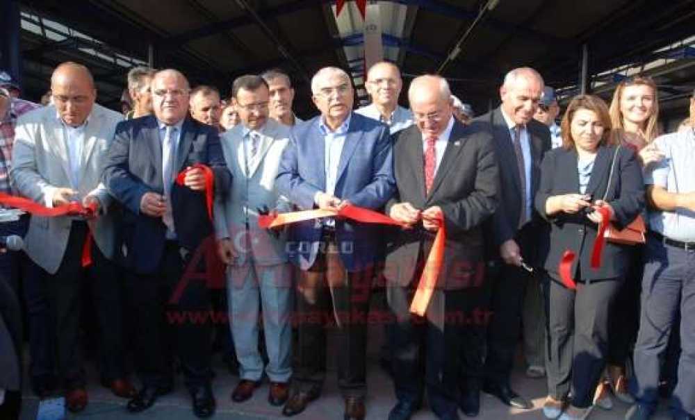 Kapalı Pazar Yeri Resmen Açıldı