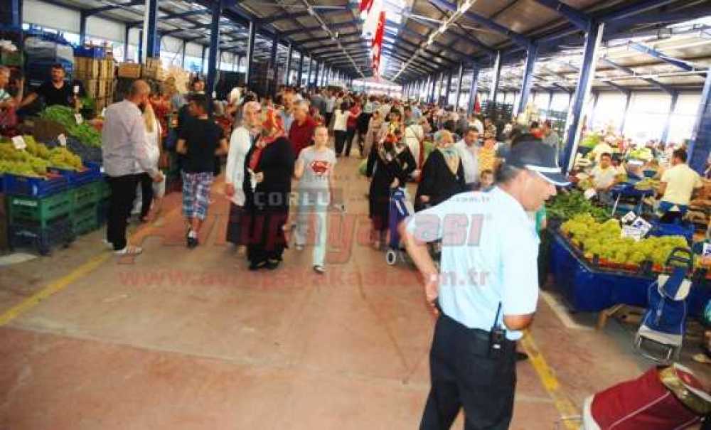 Kapalı Pazar Yeri Resmen Açıldı