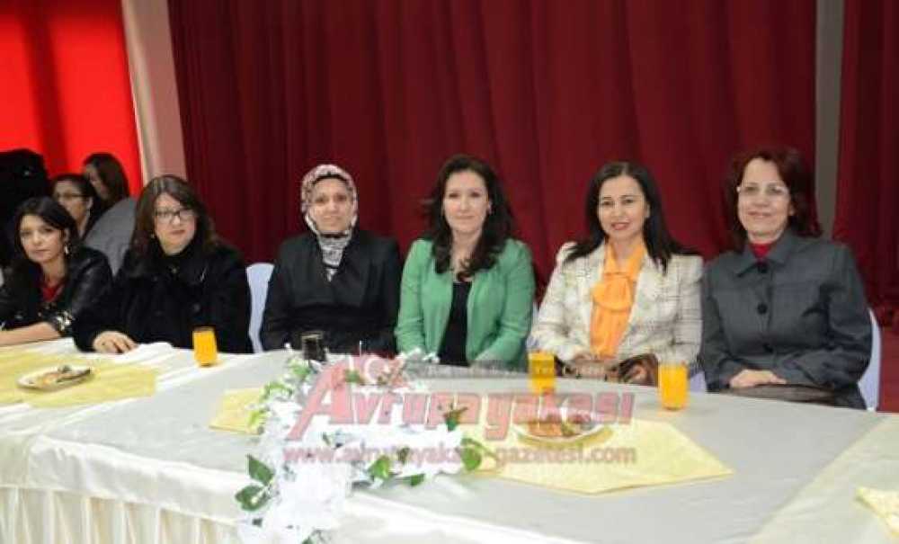 Huzurevi Sakinlerine Konserli 8 Mart Kutlaması