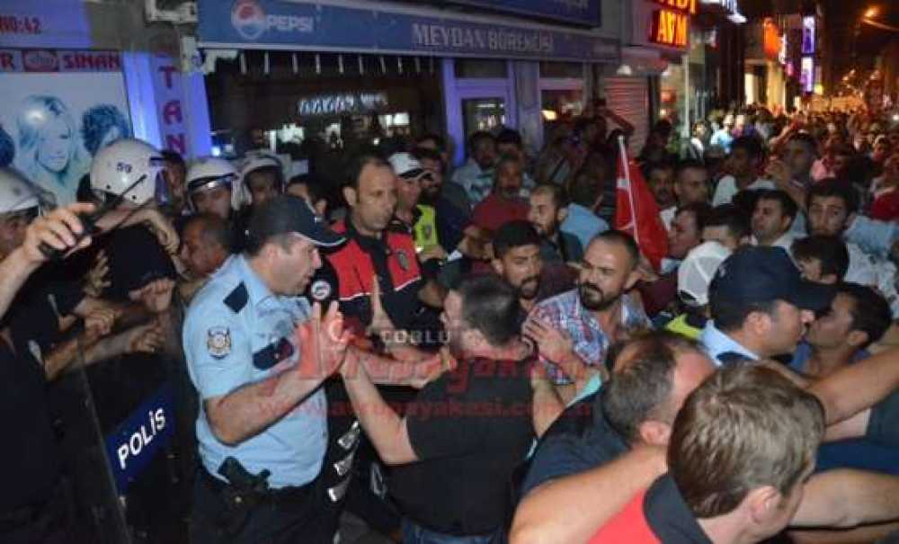 Çorlu'da Hdp Gerginliği