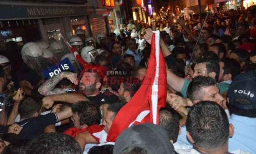 Çorlu'da Hdp Gerginliği