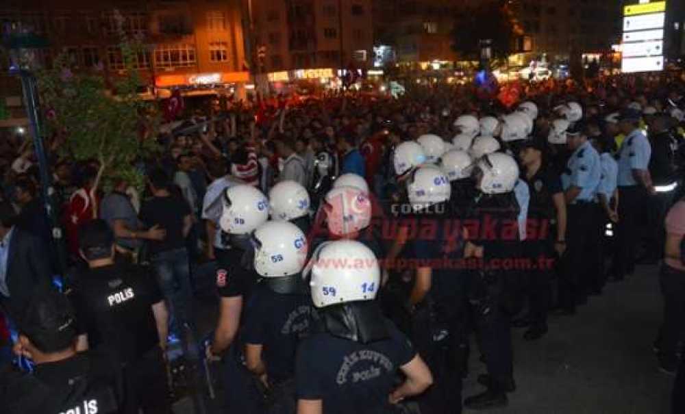 Çorlu'da Teröre Lanet Okundu (Görüntülü Haber)