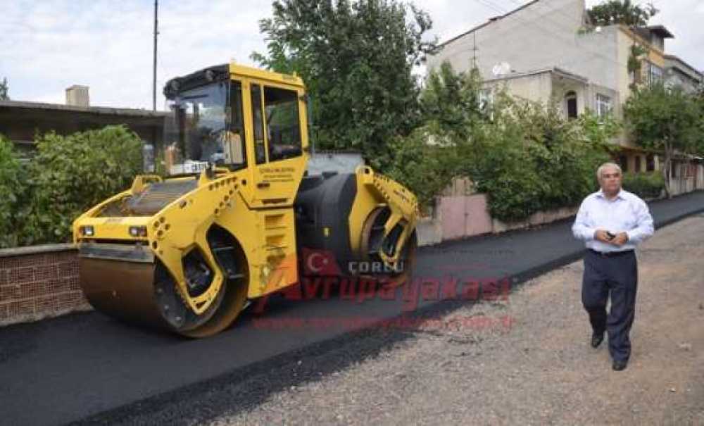 Başkan Baysan Asfaltlama Çalışmalarını Yerinde İnceledi (Görüntülü Haber)