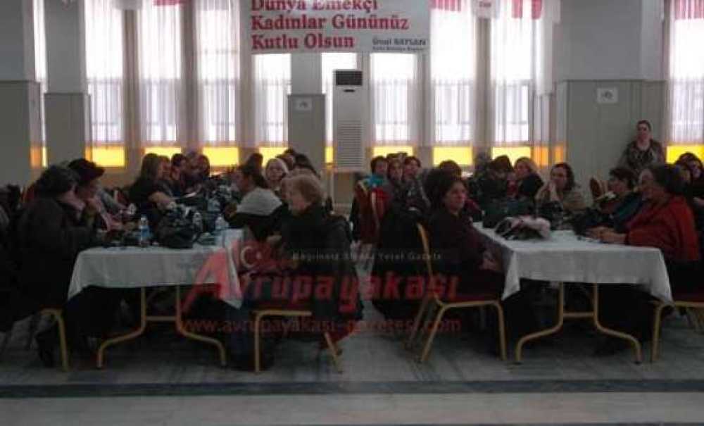 Chp Kadın Kolları`ndan 8 Mart Eğlencesi