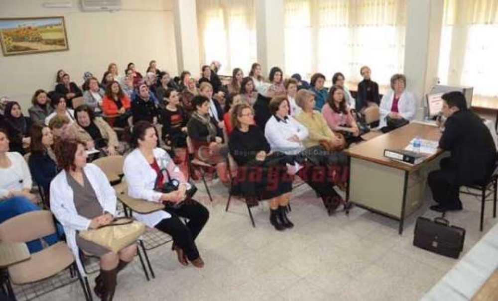 Halk Eğitim Merkezi'nden Kadınlar Günü Konferansı