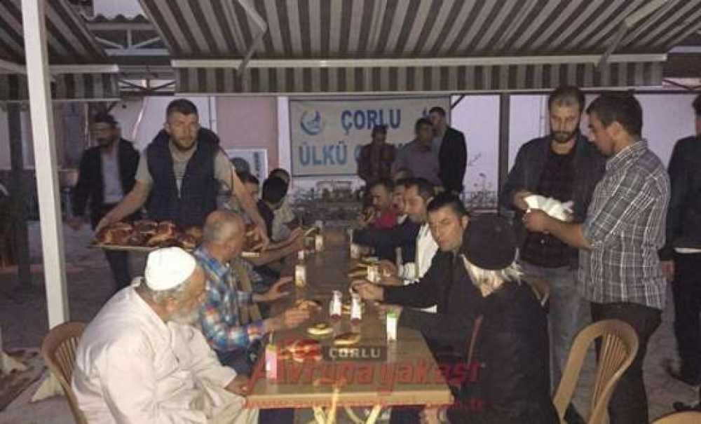 Çorlu Ülkü Ocakları`ndan Her Pazar Sabahı Bir Camii Programı