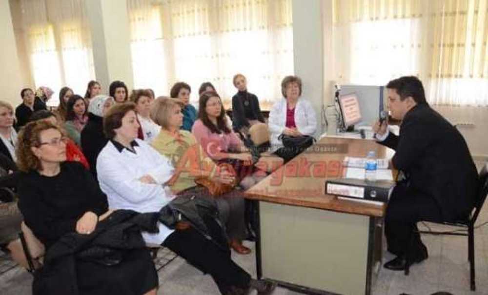 Halk Eğitim Merkezi'nden Kadınlar Günü Konferansı