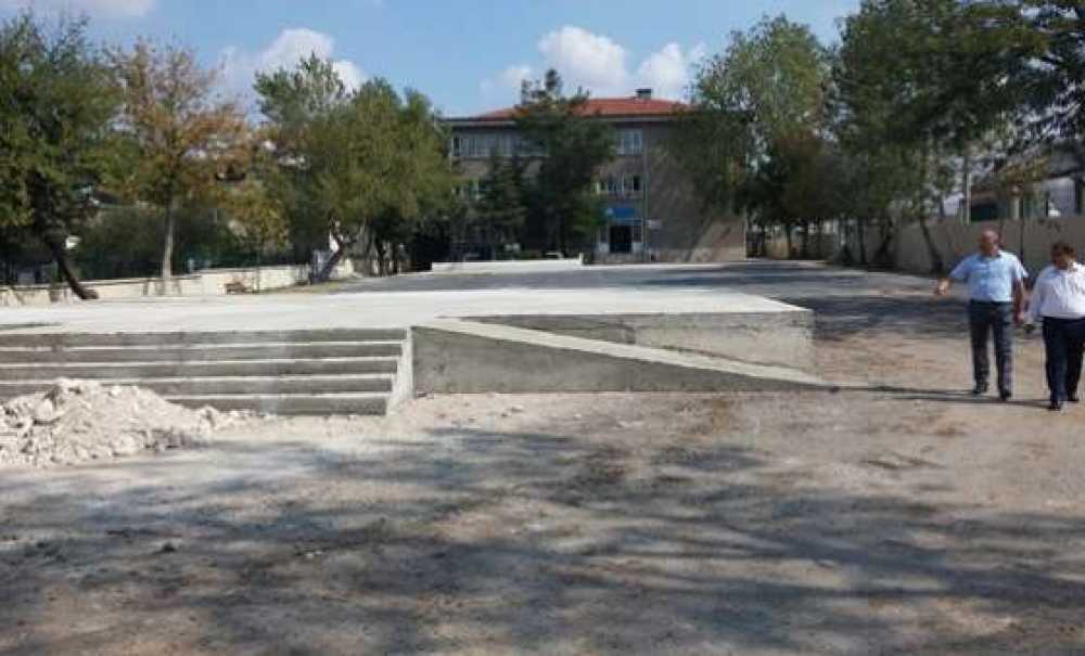 Kaymakam Kızıltoprak Okul İnşaatlarını Denetledi