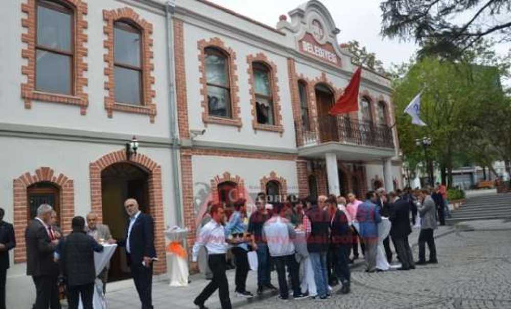 Protokol Bayramlaştı