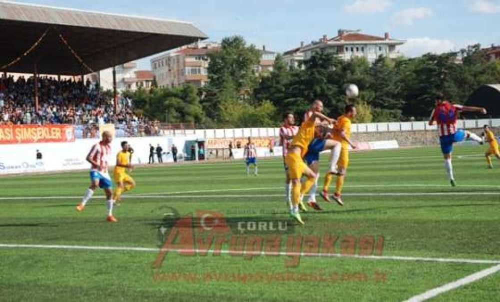 Çorluspor 1947 0 – 0 Babaeskispor