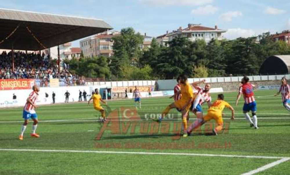 Çorluspor 1947 0 – 0 Babaeskispor
