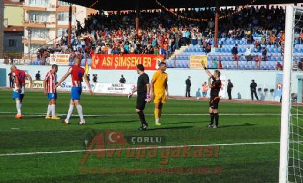 Çorluspor 1947 0 – 0 Babaeskispor