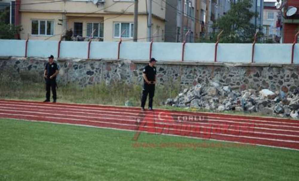 Stadyum Bahçesine Gençlik Merkezi