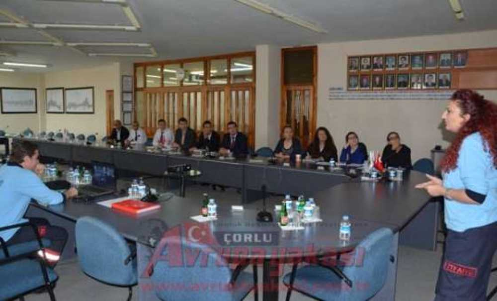 Çorlu Tso Personeline İtfaiyecilik Ve Yangın Eğitimi