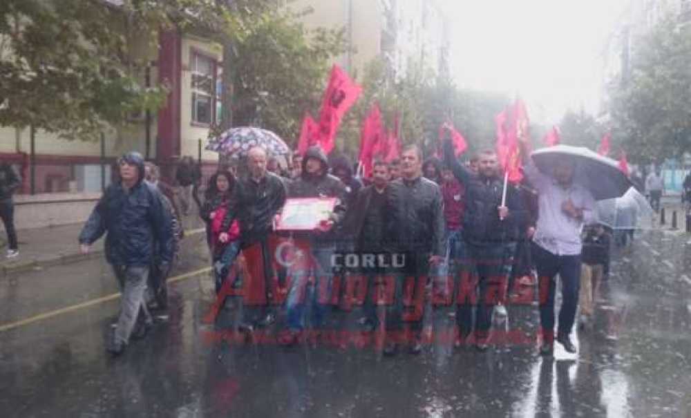 Ankara'daki Patlamada Ölen Ercan Adsız Çorlu'da Toprağa Verildi