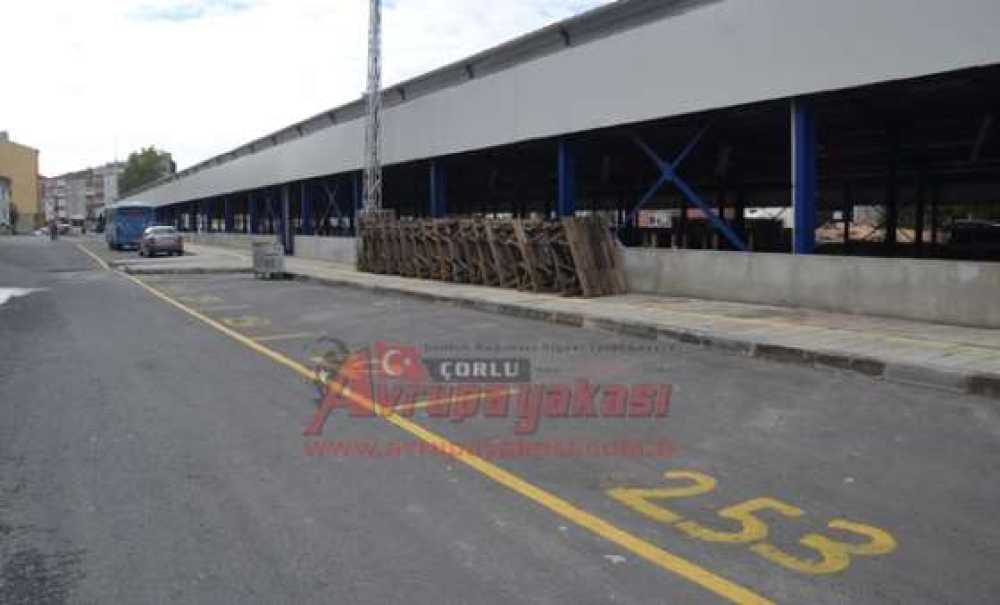 Tezgahların Burada Ne İşi Var?