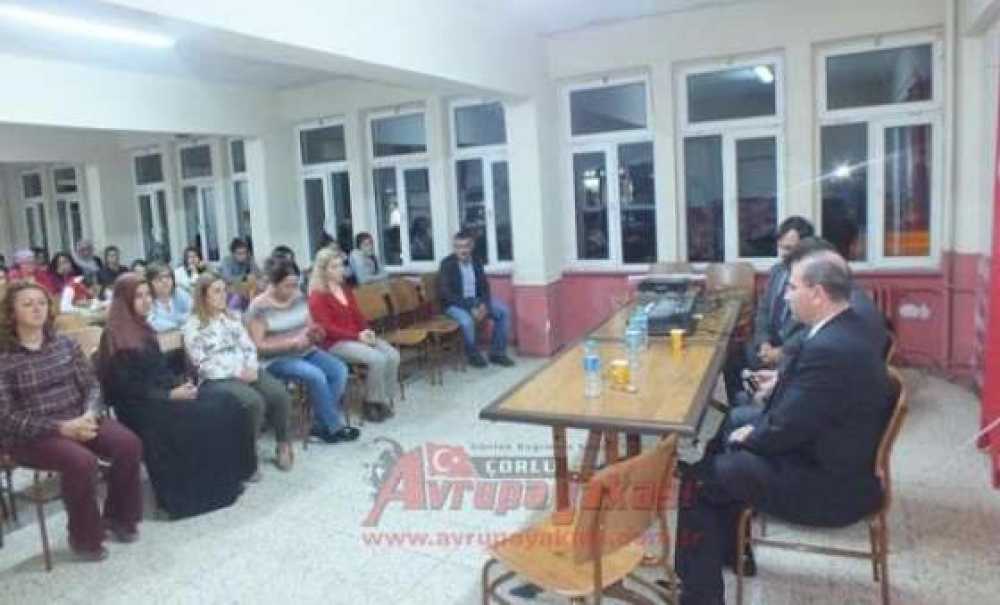 Kredi Ve Yurtlar Kurumu`ndaki Öğrencilere Konferans