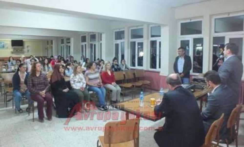 Kredi Ve Yurtlar Kurumu`ndaki Öğrencilere Konferans