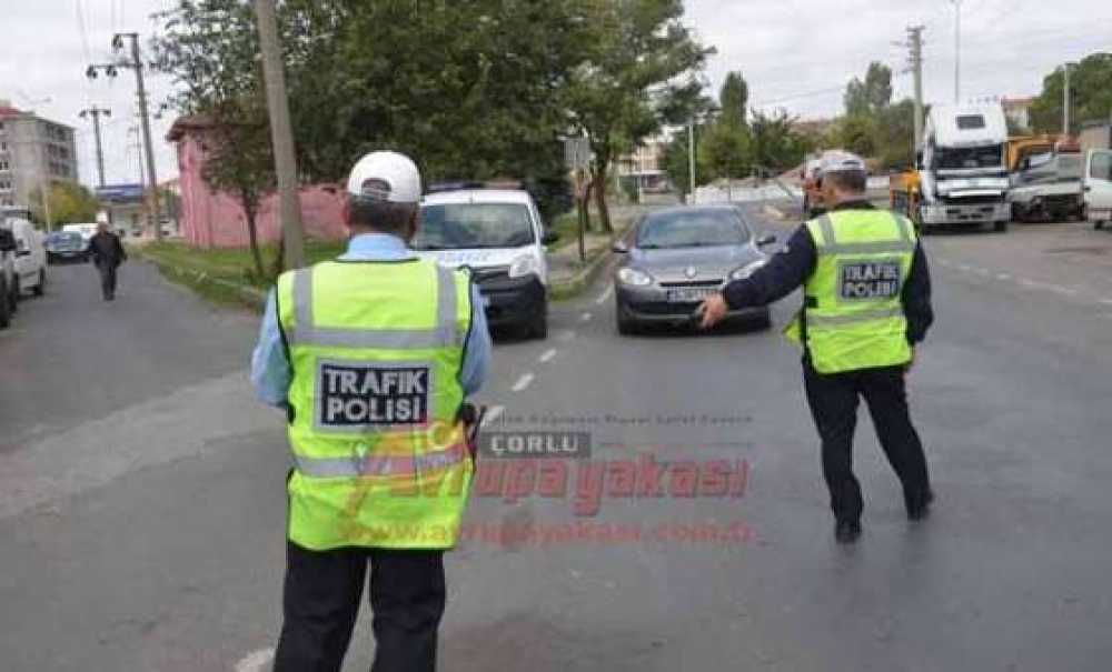 Çorlu Polisinden Trafik Uygulaması