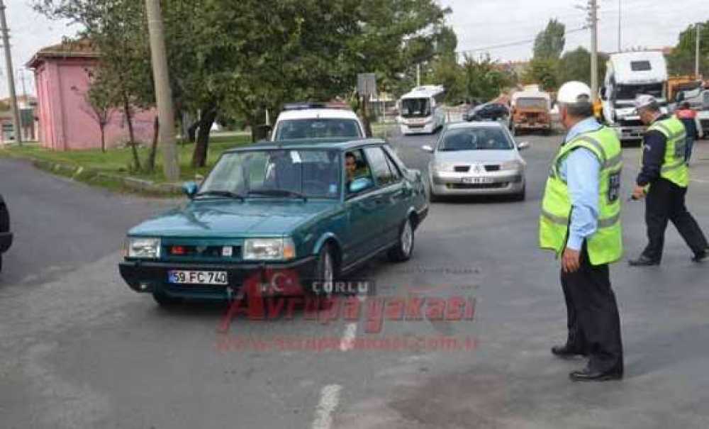 Çorlu Polisinden Trafik Uygulaması