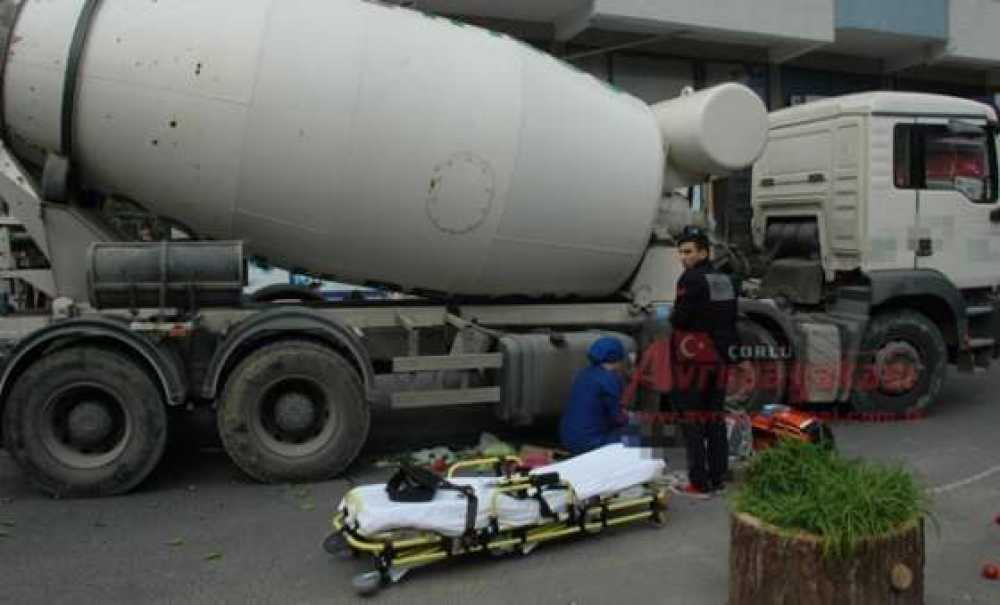 Beton Mikserinin Çarptığı Kadın Öldü