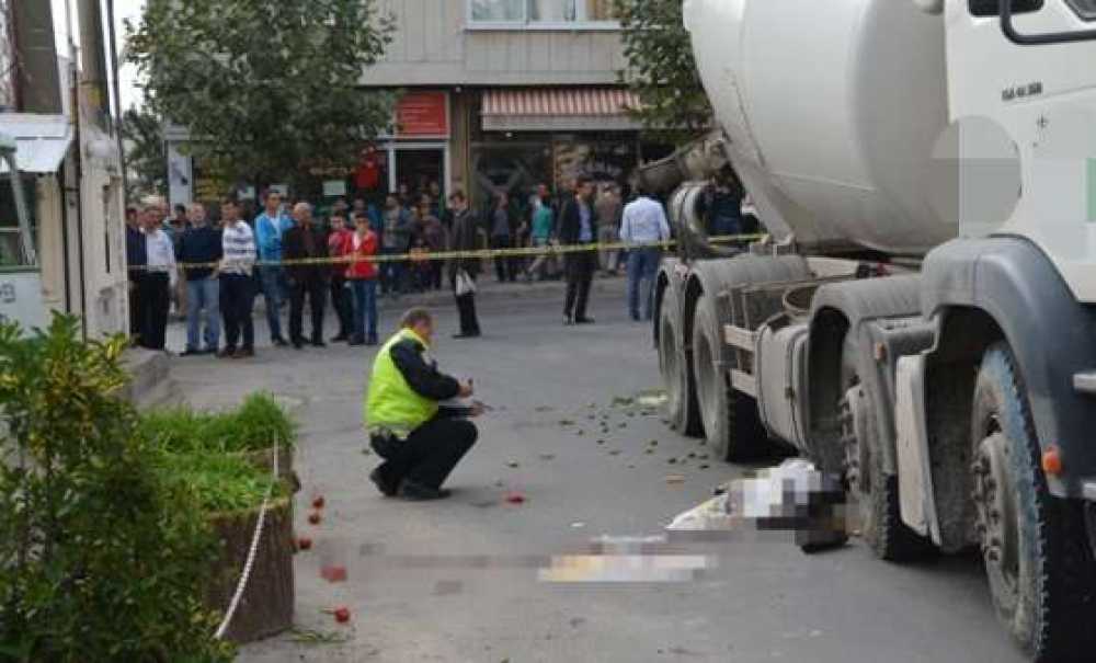 Beton Mikserinin Çarptığı Kadın Öldü